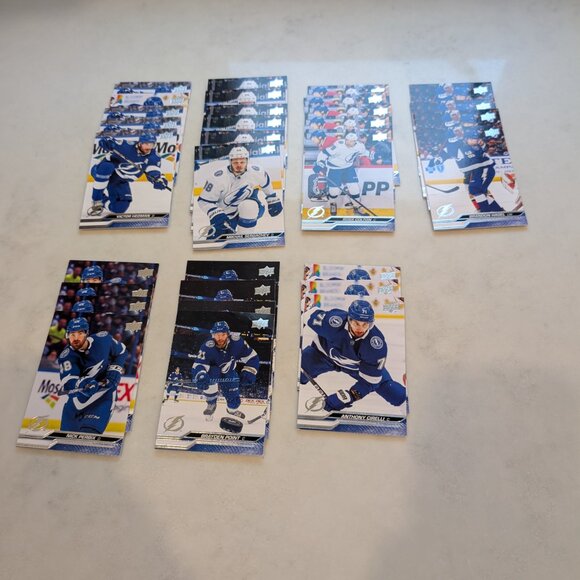 2023-24 Upper Deck Series 2 Hockey Cards Tampa Bay Lightning - Picture 1 of 4